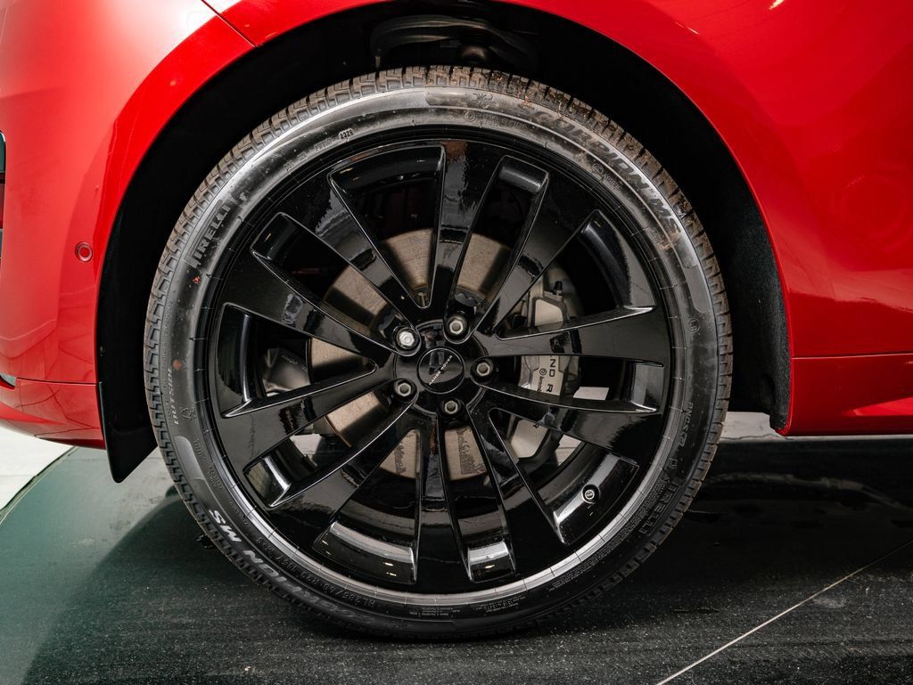 New 2026 Land Rover Range Rover Sport Dynamic SE AWD/4WD image 13