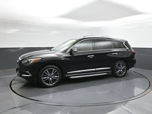 Used 2017 INFINITI QX60 FWD w/ Deluxe Technology Package image 30