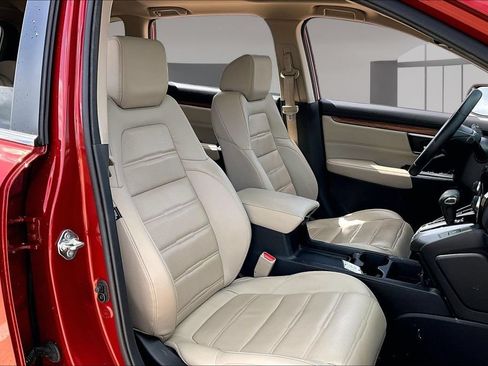 Used 2018 Honda CR-V Touring image 7