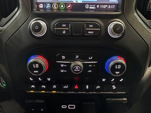 Used 2021 GMC Sierra 1500 Denali w/ Technology Package AWD/4WD image 20