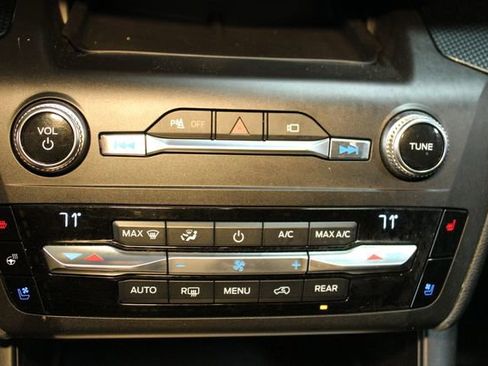 Used 2020 Ford Explorer ST image 28