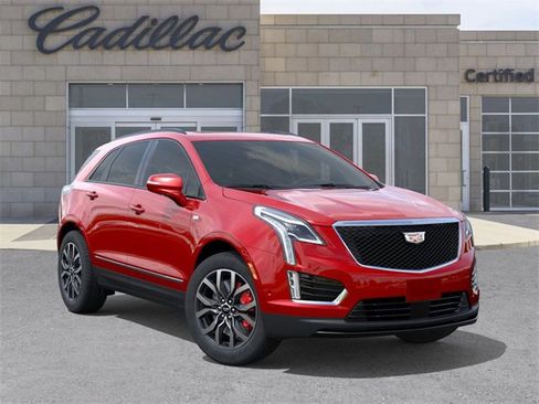 New 2026 Cadillac XT5 Sportv w/ LPO, Floor Liner Package image 7