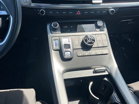 Certified 2025 Hyundai Palisade Calligraphy AWD/4WD image 19