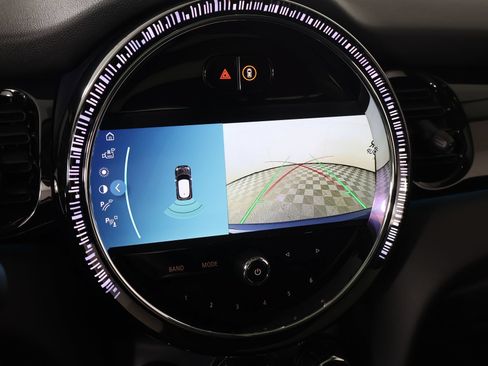 Used 2024 MINI Cooper SE FWD image 6
