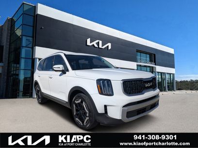Used 2024 Kia Telluride EX w/ EX Captain's Chair Package
