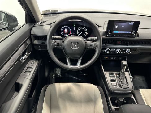 Certified 2025 Honda CR-V EX image 21