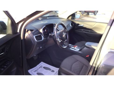 Used 2021 Chevrolet Equinox LT image 11