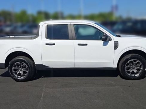 Certified 2023 Ford Maverick XLT FWD image 2