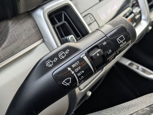 Used 2022 Kia Sorento EX image 22
