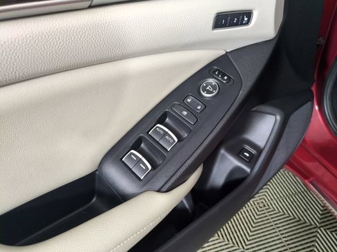 Used 2020 Honda Accord EX-L image 11