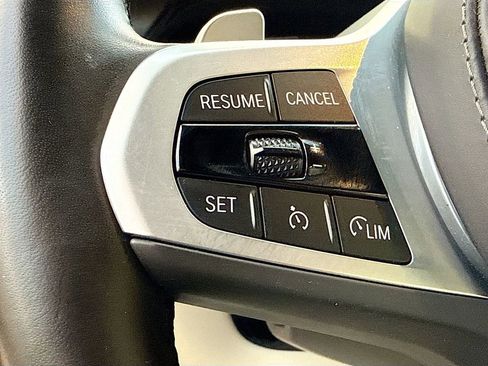 Used 2022 BMW X5 sDrive40i w/ M Sport Package RWD image 38