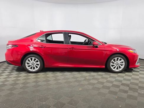 Used 2023 Toyota Camry LE image 9
