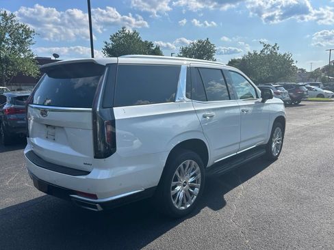Used 2024 Cadillac Escalade Premium Luxury w/ Performance Package AWD/4WD image 3