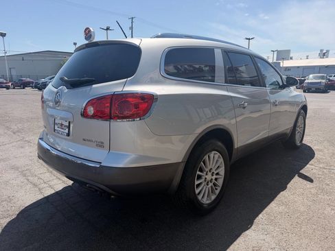 Used 2010 Buick Enclave CXL AWD/4WD image 6