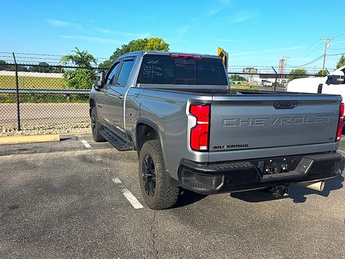 Used 2025 Chevrolet Silverado 2500 LT w/ Trail Boss Package AWD/4WD image 13