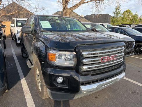Used 2017 GMC Canyon SLE w/ All Terrain Package image 2