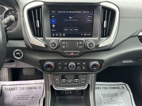 Used 2019 GMC Terrain SLT w/ Preferred Package FWD image 14