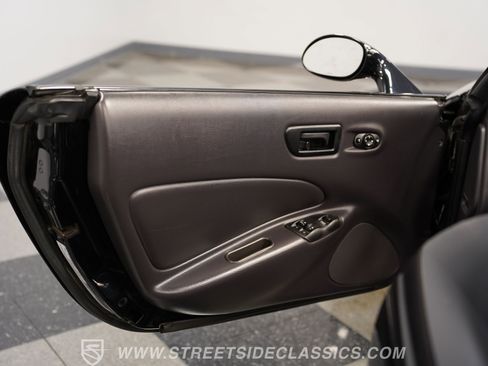 Used 2000 Plymouth Prowler image 37