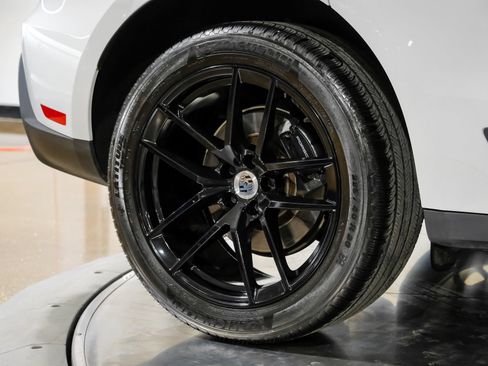Used 2023 Porsche Macan AWD/4WD image 58