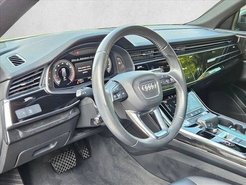 Used 2019 Audi Q8 Premium w/ Convenience Package AWD/4WD image 10