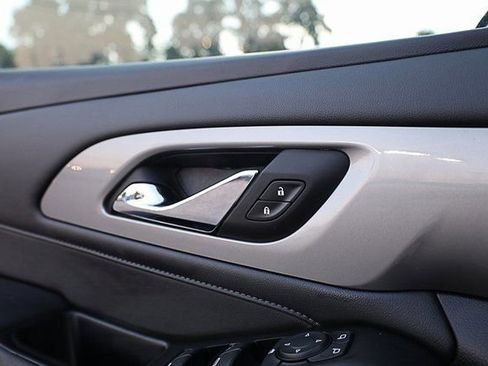 Used 2023 Chevrolet Traverse LT w/ LPO, Cargo Package image 36