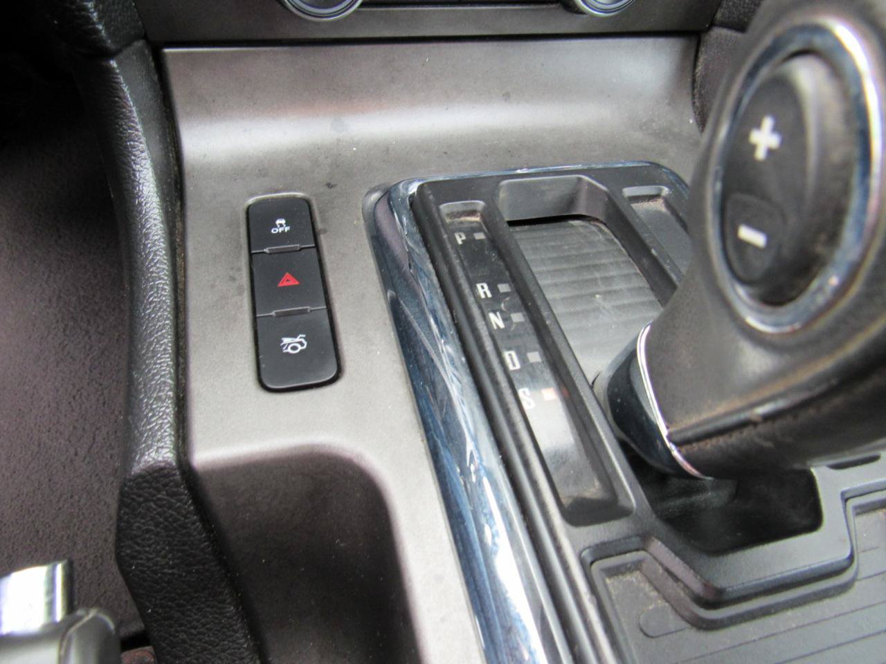 Used 2014 Ford Mustang Convertible RWD image 19