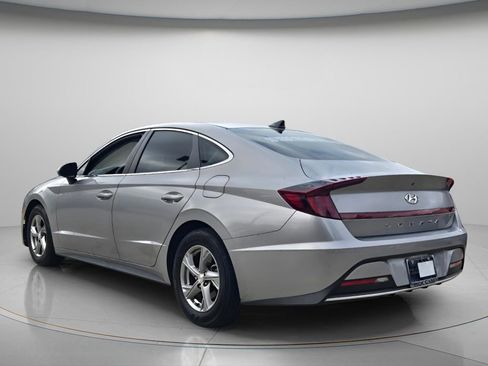 Used 2023 Hyundai Sonata SE FWD image 8
