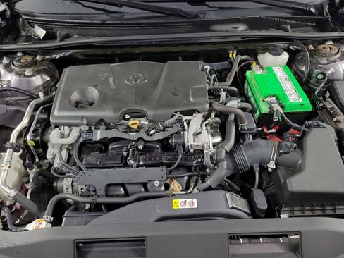 Used 2020 Toyota Camry SE image 13