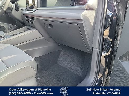 New 2026 Volkswagen Tiguan SE R-Line image 43