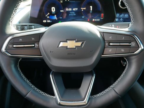 Used 2024 Chevrolet Equinox EV LT w/ LPO, Trailering Package image 25