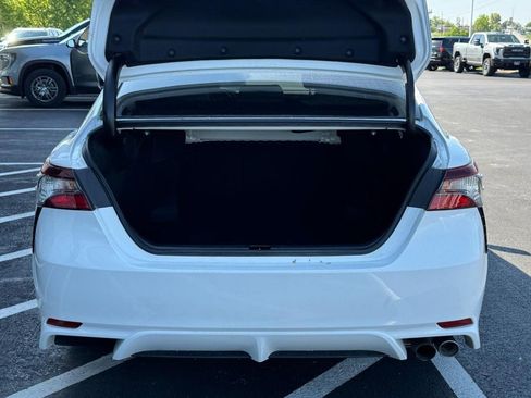 Used 2023 Toyota Camry SE FWD image 7