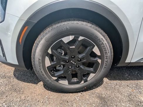 New 2026 Kia Sorento S FWD image 11