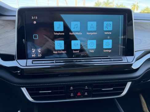 New 2026 Volkswagen Atlas SE image 21