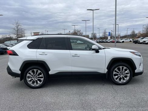 Used 2025 Toyota RAV4 Limited image 2