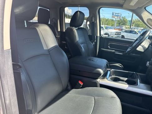 Used 2017 RAM 1500 Laramie AWD/4WD image 10