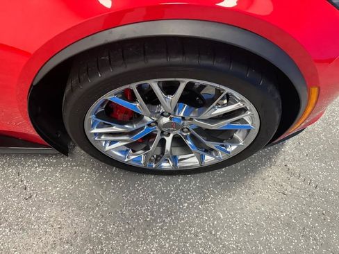 Used 2016 Chevrolet Corvette Z06 w/ 3LZ Preferred Equipment Group RWD image 24