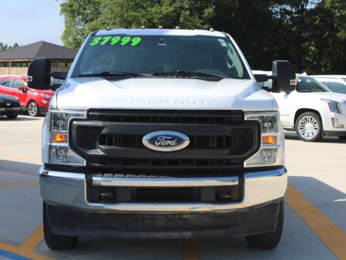 Used 2022 Ford F250 XL w/ Power Equipment Group AWD/4WD image 8