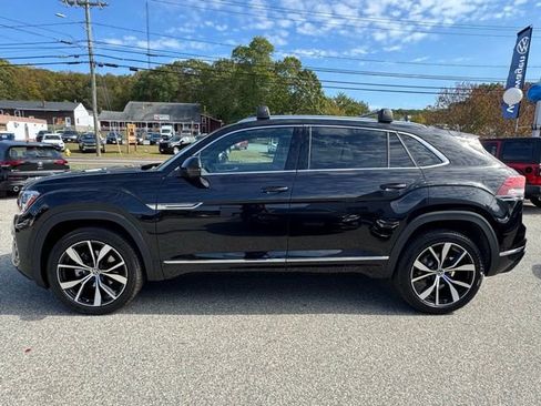 New 2026 Volkswagen Atlas Cross Sport SEL Premium R-Line image 8