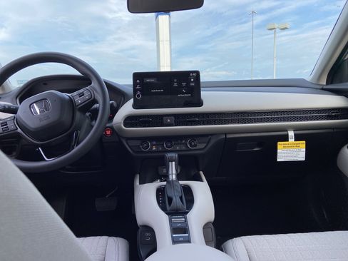 New 2026 Honda HR-V LX image 17