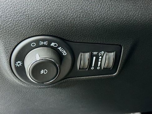 New 2026 Jeep Compass Limited AWD/4WD image 15
