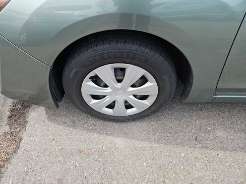 Used 2016 Subaru Impreza 2.0i image 2