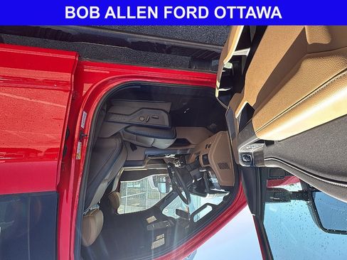 Used 2026 Ford F250 Lariat w/ FX4 Off-Road Package AWD/4WD image 12