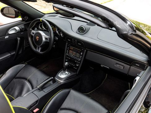 Used 2012 Porsche 911 Turbo S AWD/4WD image 17