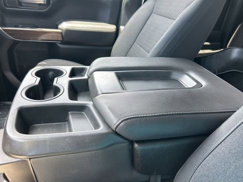 Used 2020 Chevrolet Silverado 1500 LT RWD image 32