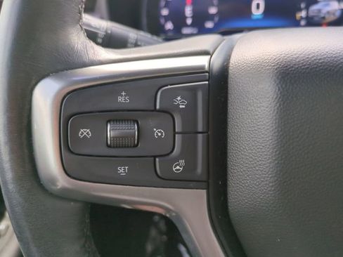 Used 2022 Chevrolet Tahoe Z71 w/ Luxury Package AWD/4WD image 31