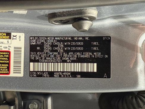 Certified 2024 Toyota Highlander Platinum AWD/4WD image 33