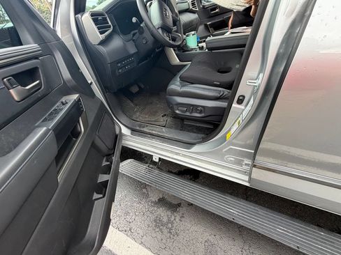 Used 2026 Toyota Tundra Platinum AWD/4WD image 8