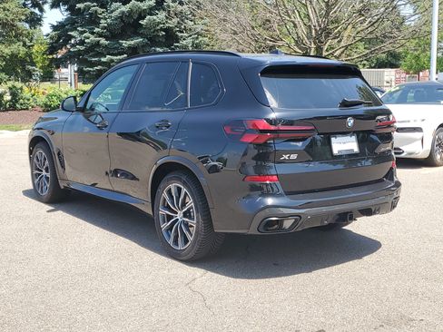 Used 2024 BMW X5 xDrive40i w/ M Sport Package AWD/4WD image 4
