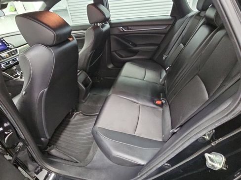Used 2020 Honda Accord Sport image 30