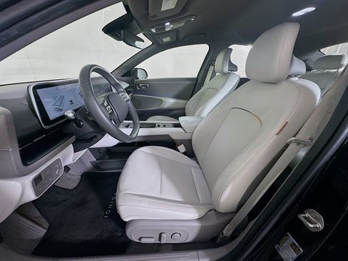 Used 2024 Hyundai Ioniq 6 SEL RWD image 13